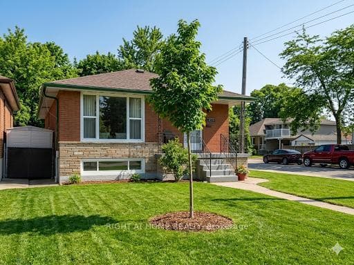 1224 Dunsmure Road, Hamilton