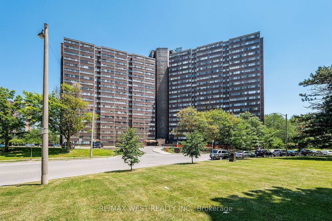 11 Wincott Drive Unit 1104, Etobicoke (Kingsview Village / Humber Heights)