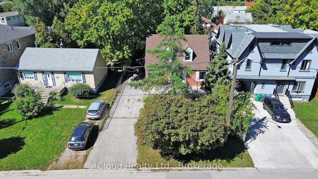 1321 St. James Avenue, Mississauga