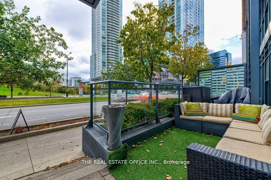 112 Fort York Boulevard Unit G09, Downtown Toronto / Waterfront