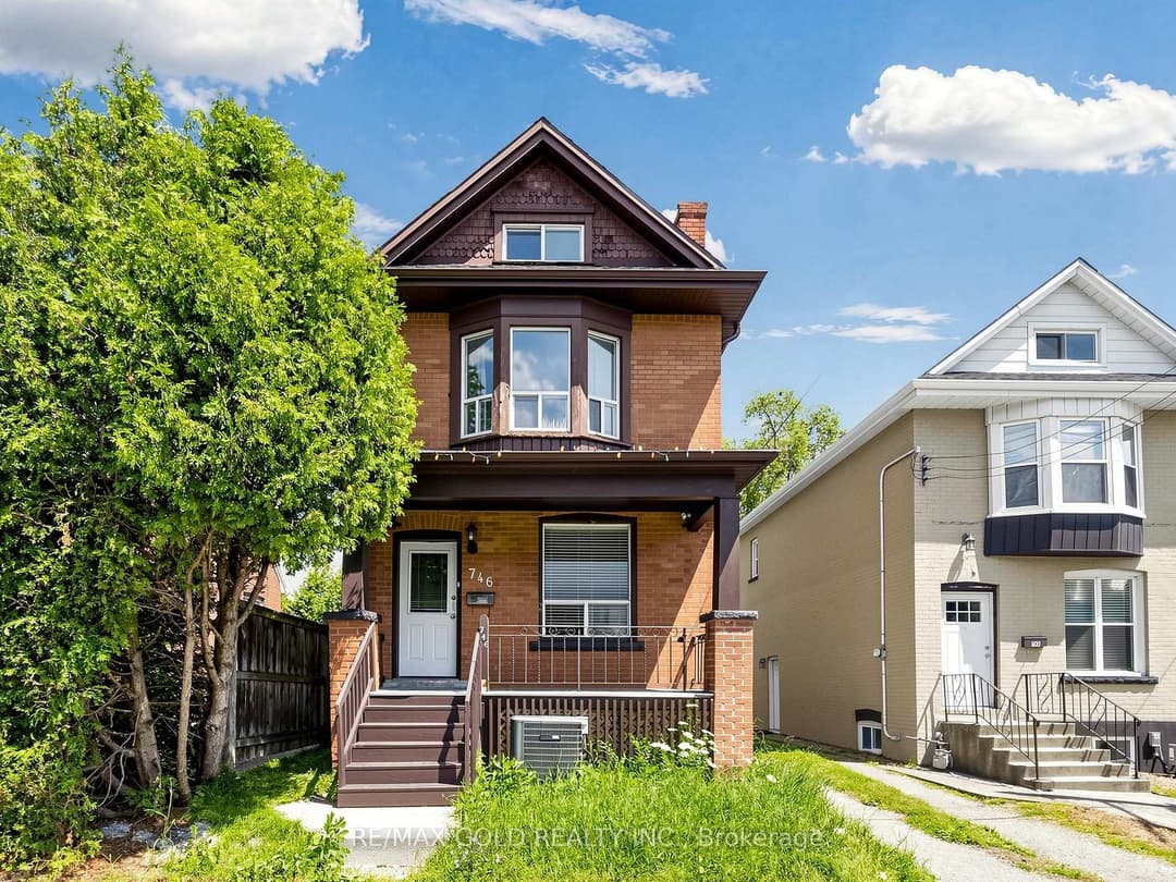 746 King Street, Hamilton