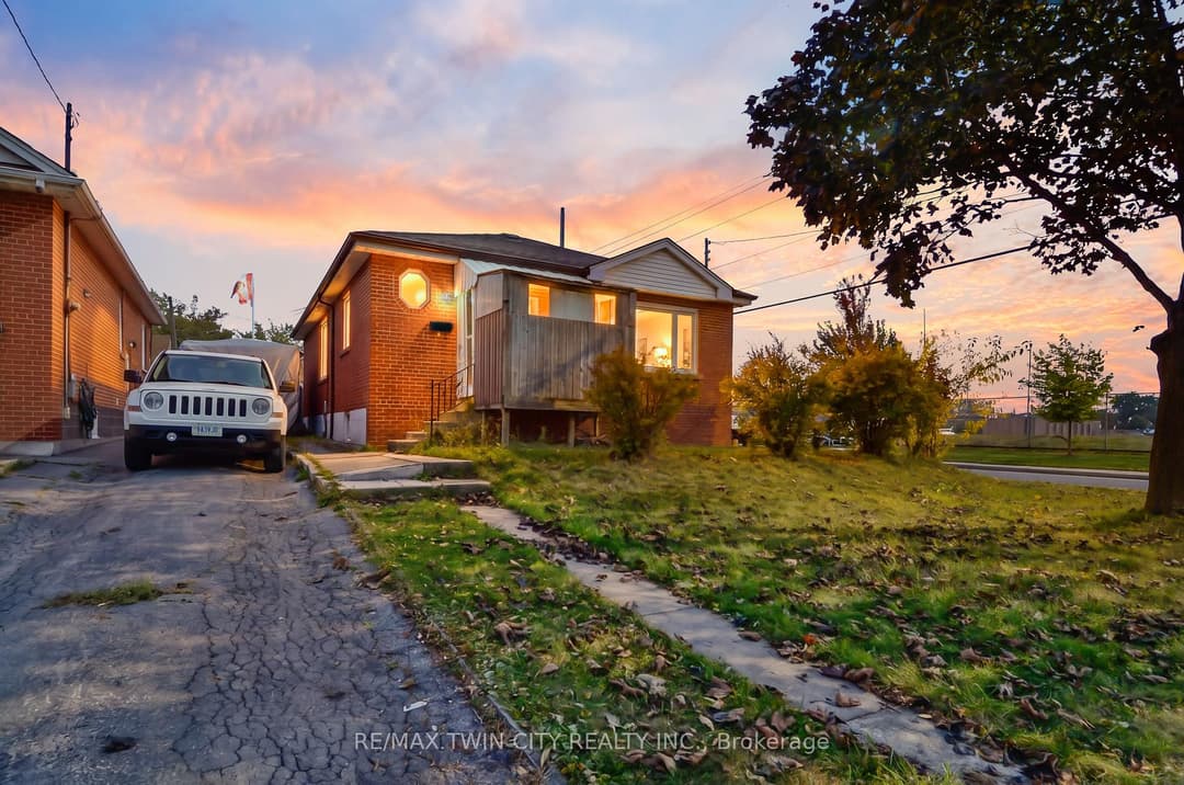 66 Walter Avenue, Hamilton