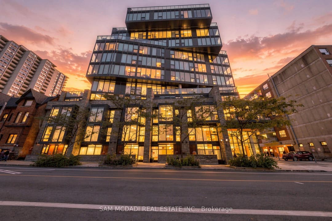 15 Beverley Street Unit TH27, Downtown Toronto / Waterfront