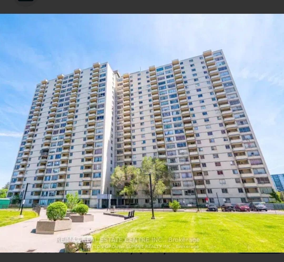 320 Dixon Road Unit 1111, Etobicoke (Kingsview Village / Humber Heights)