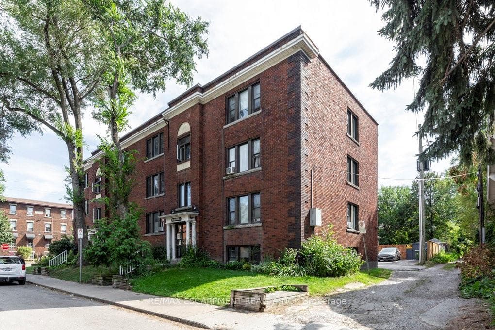 352 HUNTER Street Unit 1, Hamilton