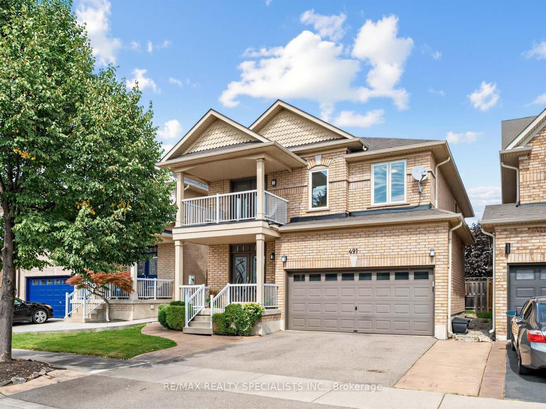 491 Willmott Crescent, Milton
