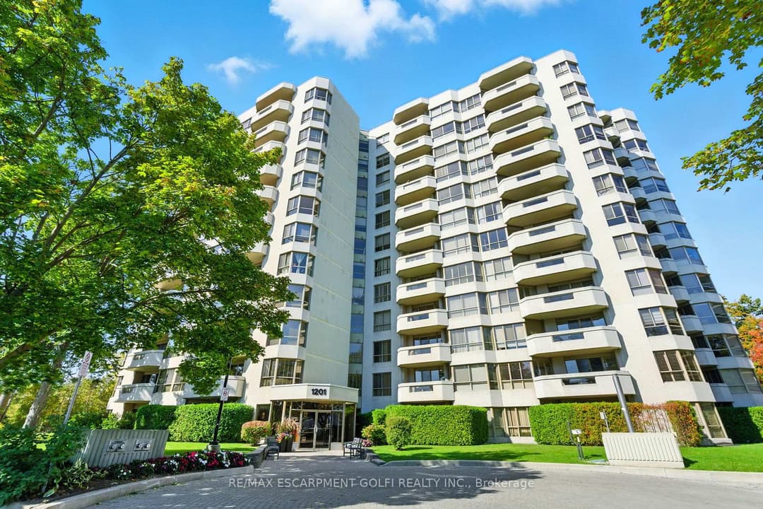 1201 North Shore Boulevard Unit 208, Burlington