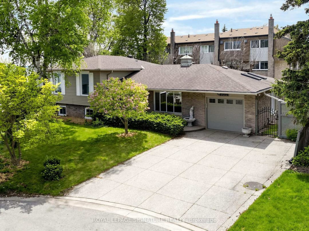 2094 Water's Edge Drive, Oakville