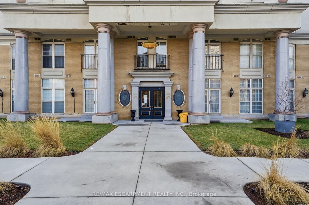 135 James Street Unit 802, Hamilton