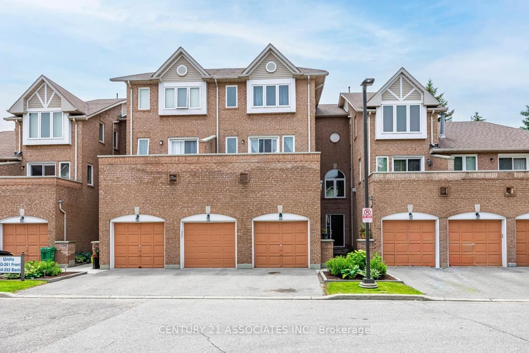 60 Barondale Drive Unit 256, Mississauga