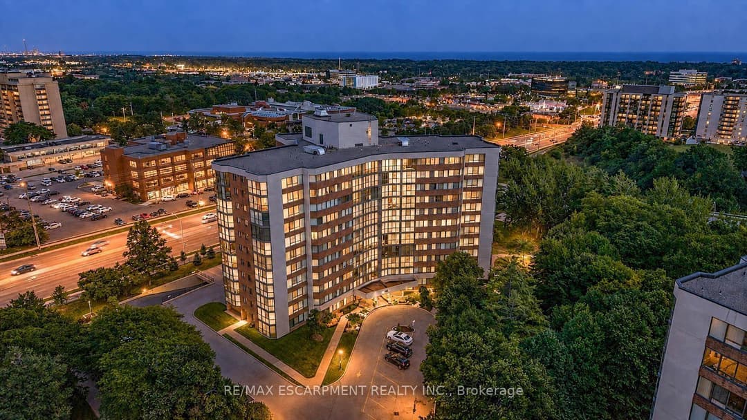 1230 Marlborough Court Unit 202, Oakville