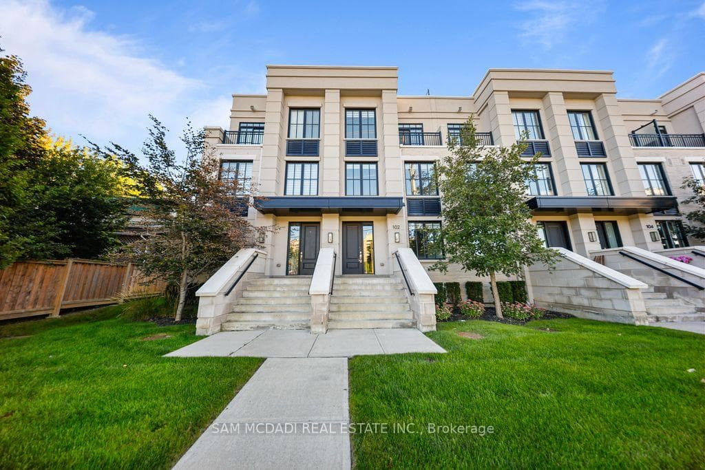 1180 Cawthra Road Unit 102, Mississauga