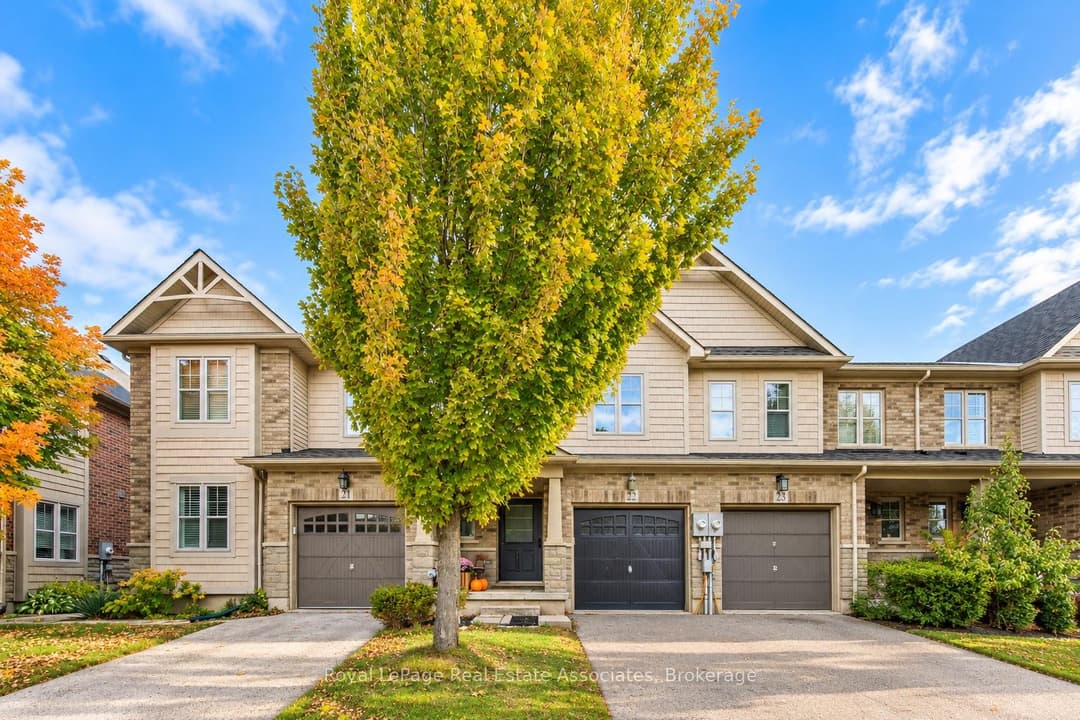 10 Pumpkin Pass Unit 22, Hamilton