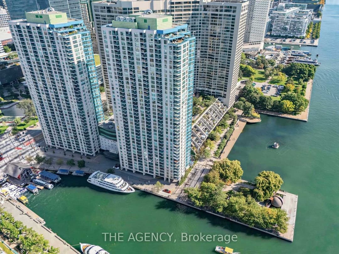 99 Harbour Square Unit 606, Downtown Toronto / Waterfront