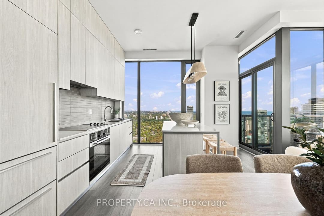8 Cumberland Street Unit 5104, Annex / Yorkville / Summerhill