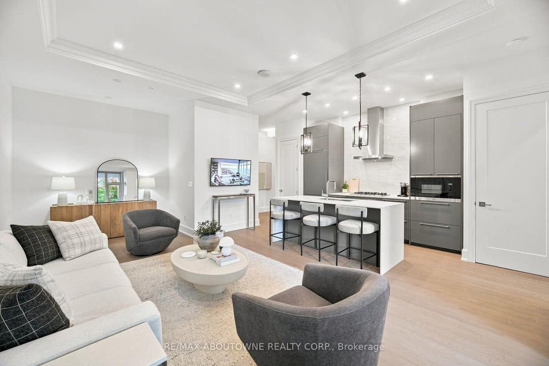 1441 ELGIN Street Unit 106, Burlington