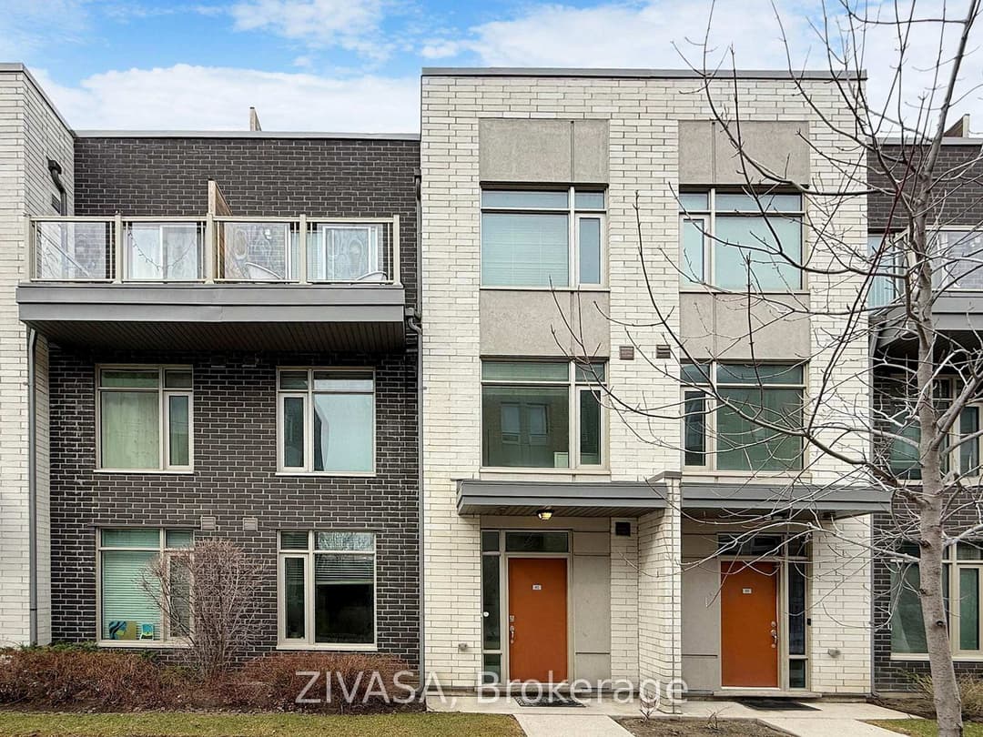 15 Applewood Lane Unit 92, Etobicoke (Islington / Rexdale)