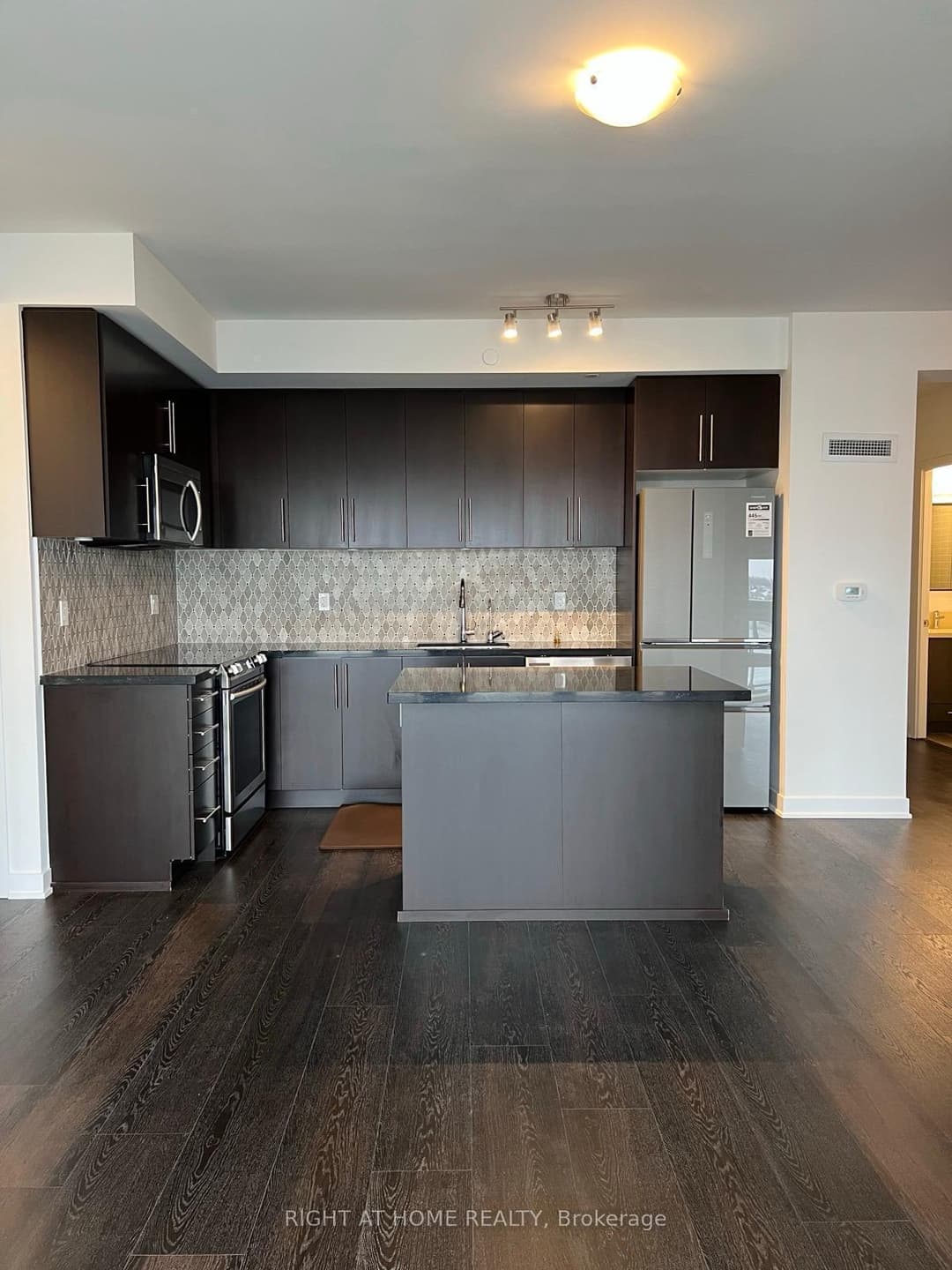 Address available upon request, Mississauga