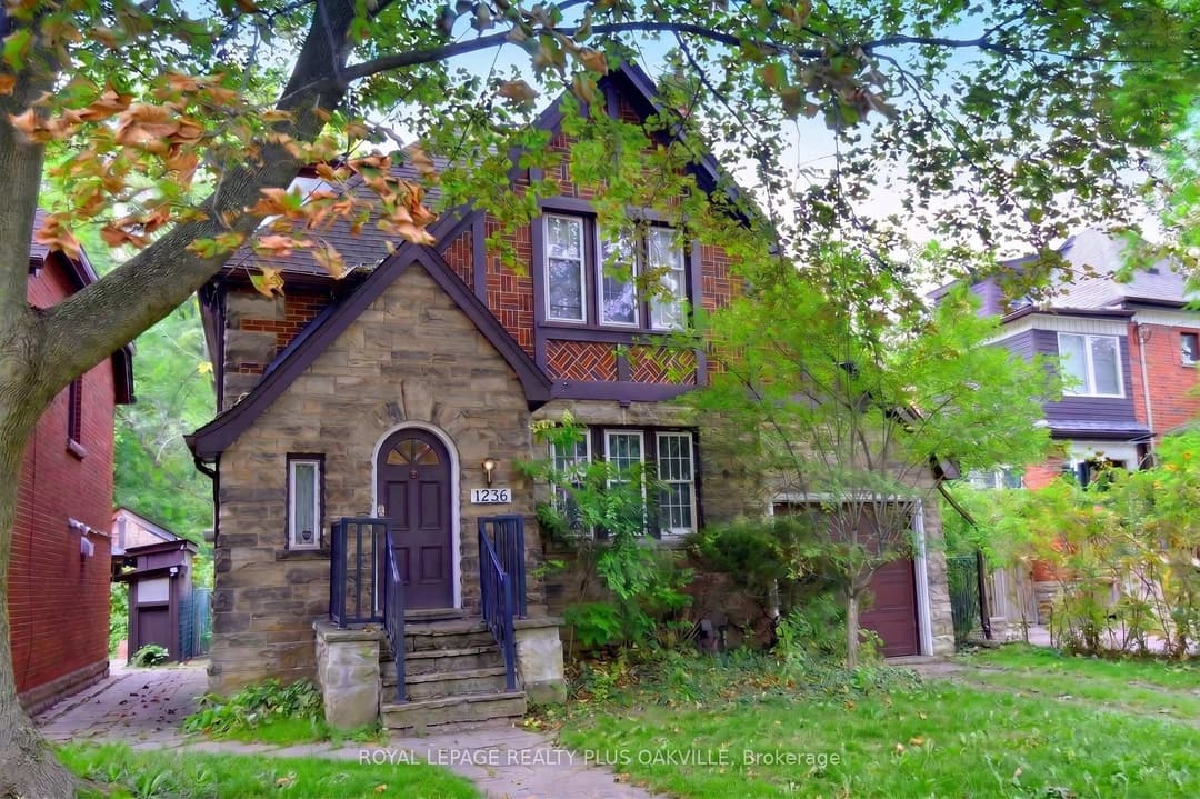 1236 King Street, Hamilton