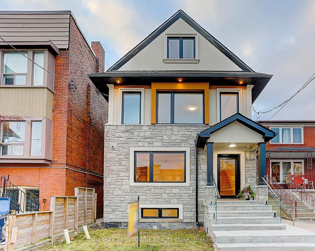 564 Dufferin Street, Downtown Toronto / Waterfront