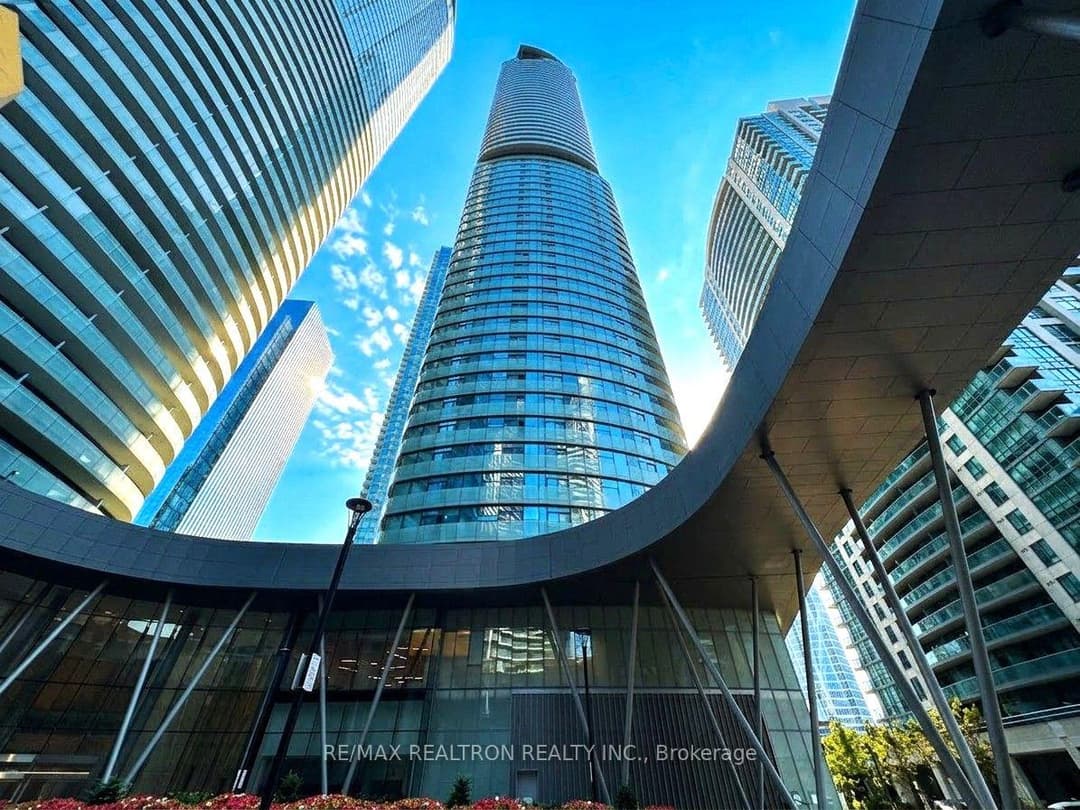 12 York Street Unit 2201, Downtown Toronto / Waterfront
