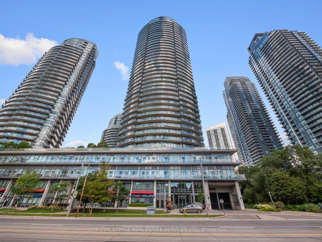 2230 Lake Shore Boulevard Unit 108, Liberty Village / Parkdale / South Parkdale