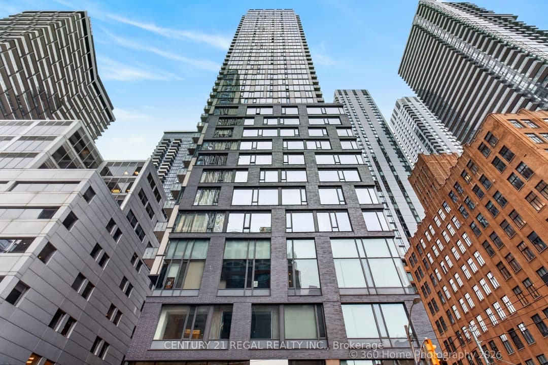 101 Peter Street Unit 2011, Downtown Toronto / Waterfront