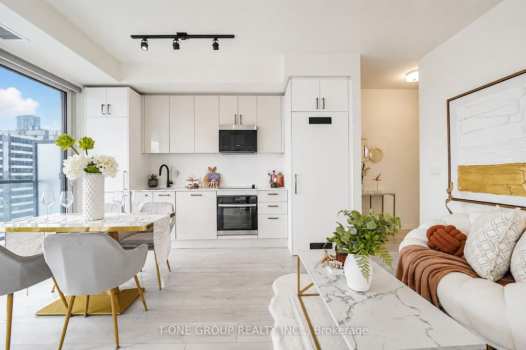 280 Dundas Street Unit 1803, Downtown Toronto / Waterfront