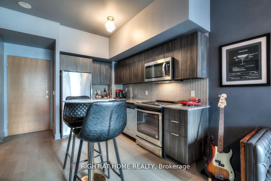 30 Shore Breeze Drive Unit 540, Liberty Village / Parkdale / South Parkdale