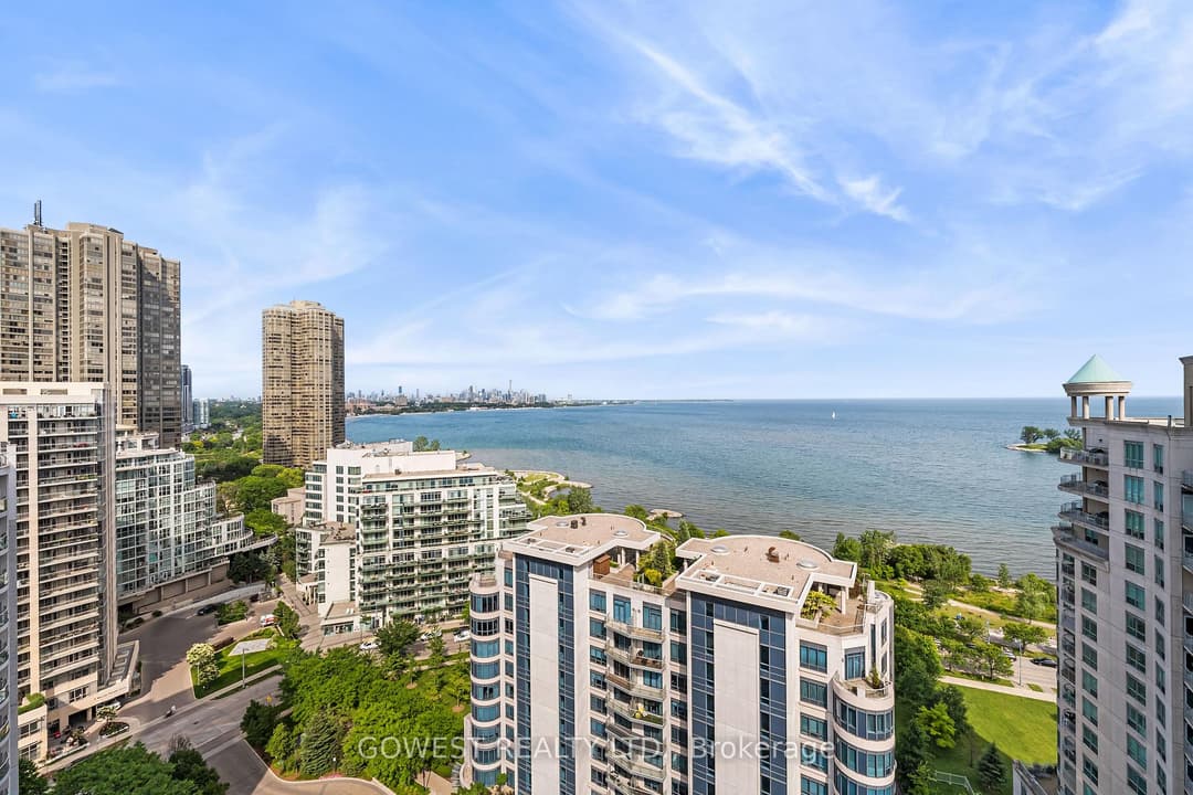 2095 Lake Shore Boulevard Unit 318, Liberty Village / Parkdale / South Parkdale