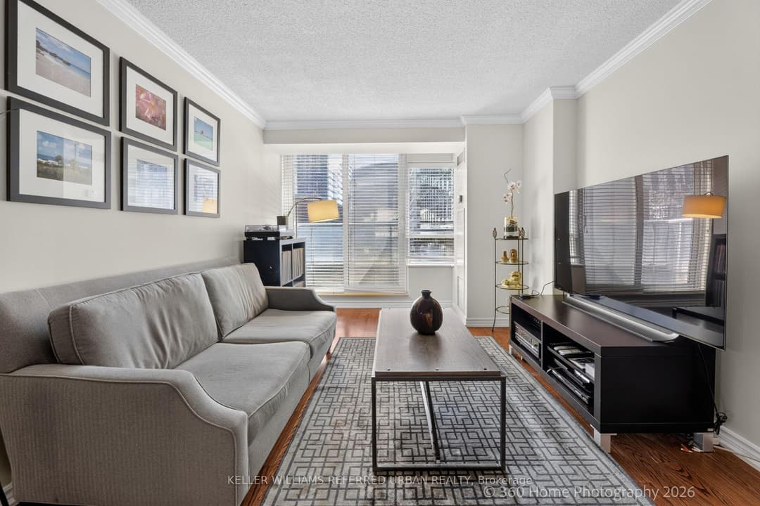 250 Wellington Street Unit 339, Downtown Toronto / Waterfront