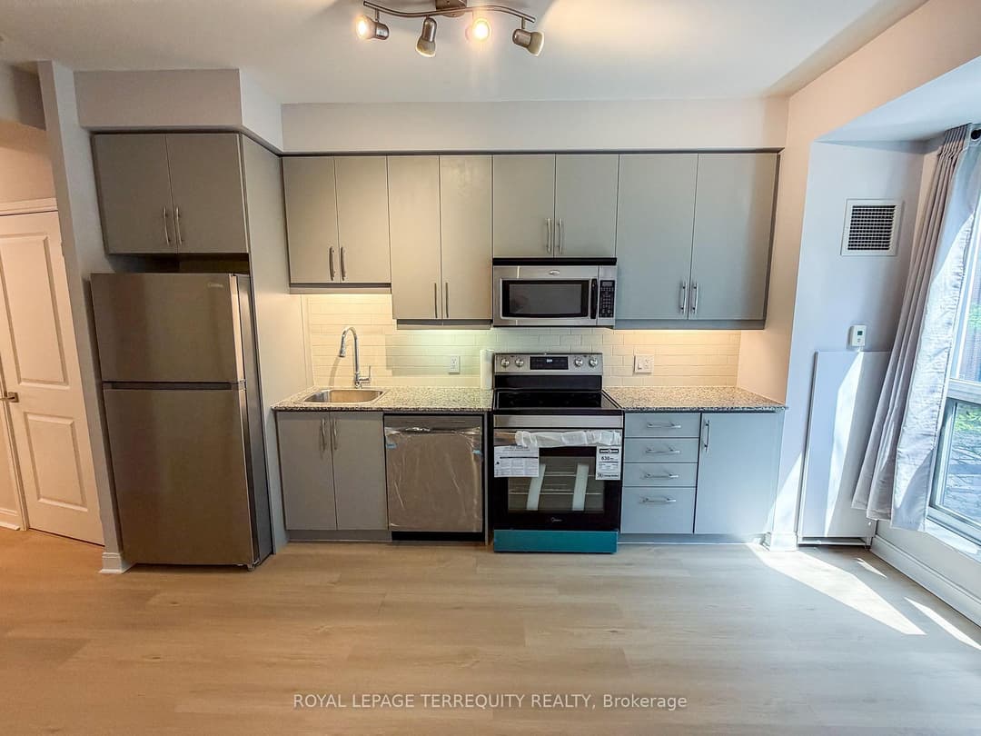 1 Scott Street Unit 311, Regent Park / Cabbagetown / St. James Town