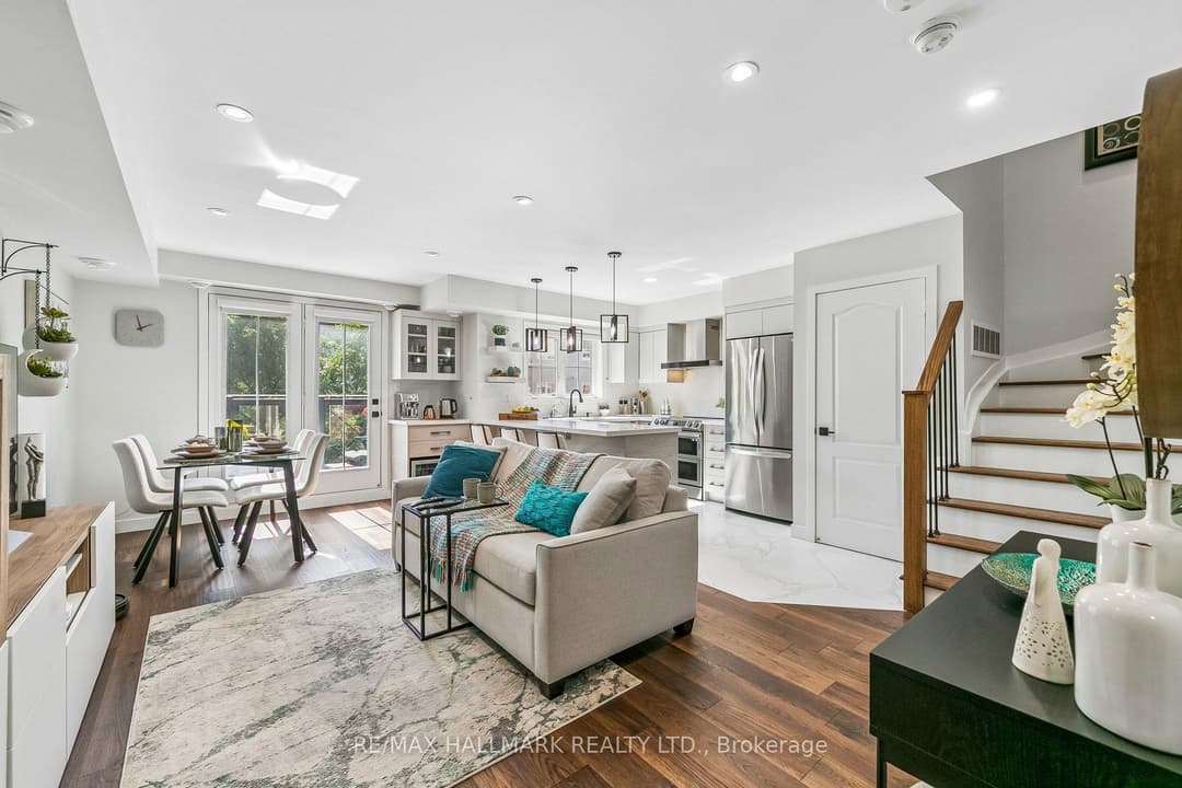 19 Hays Boulevard Unit 5, Oakville