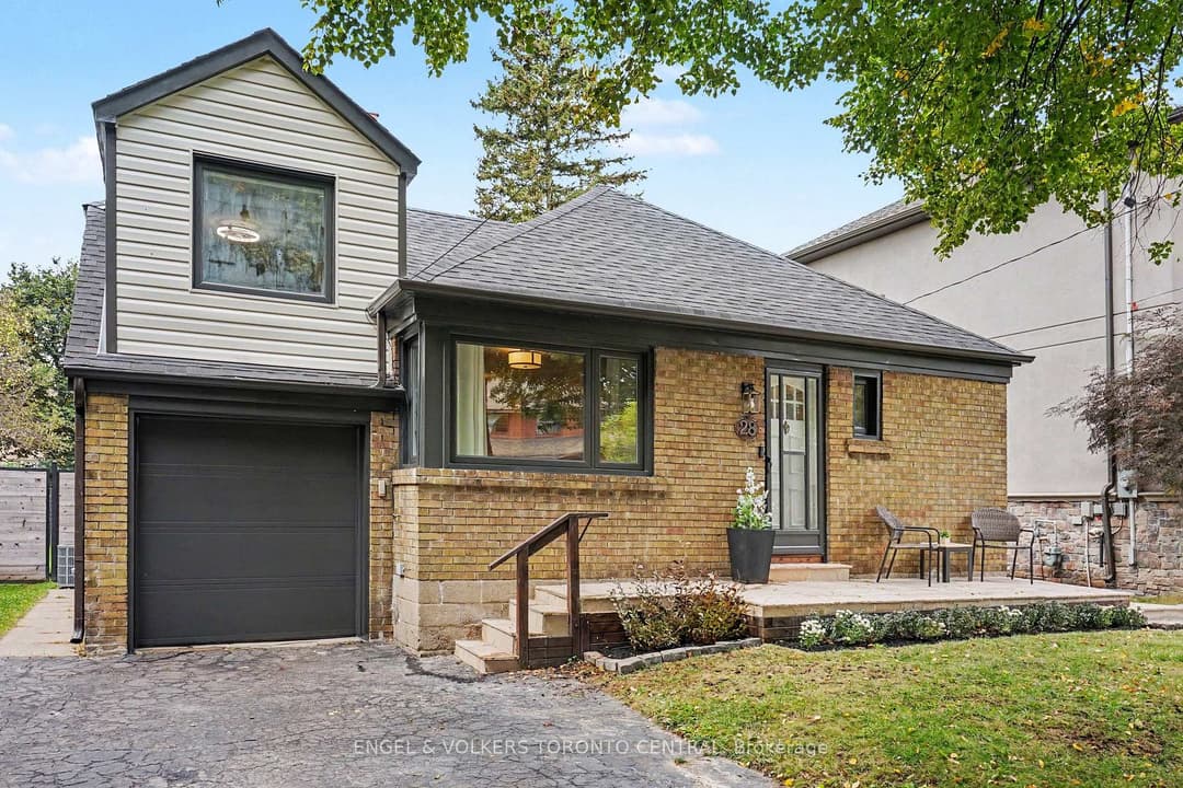 28 Inverleigh Drive, Corso Italia / Dufferin Grove