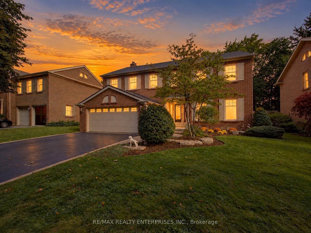 Virtual tour of 3523 Kingbird Court, Mississauga