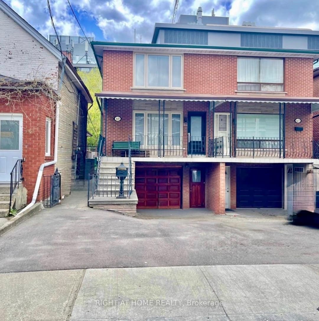 40 Bellevue Avenue, Downtown Toronto / Waterfront