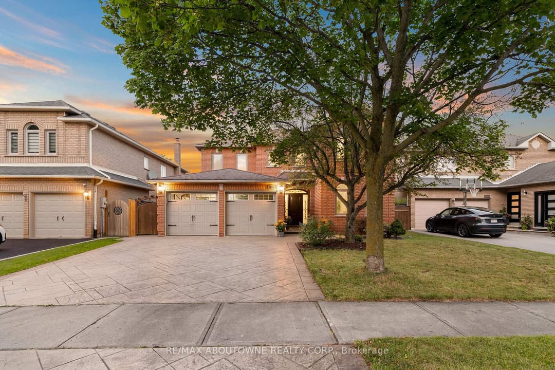 435 March Crescent, Oakville