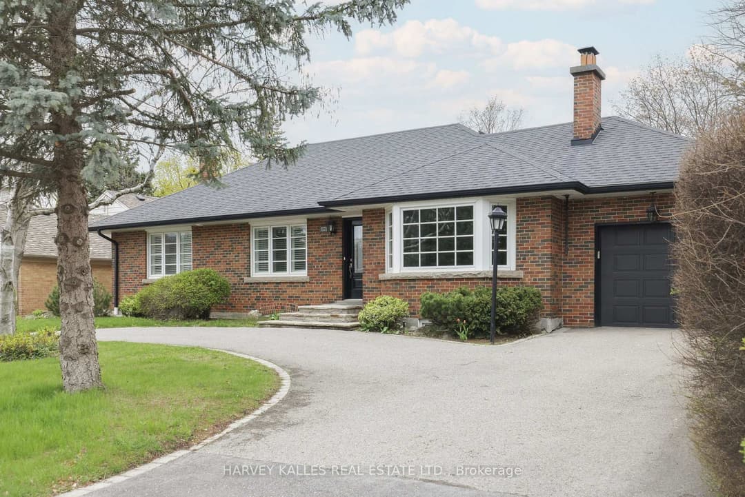 530 Blythwood Road, Bridle Path / York Mills / Hoggs Hollow