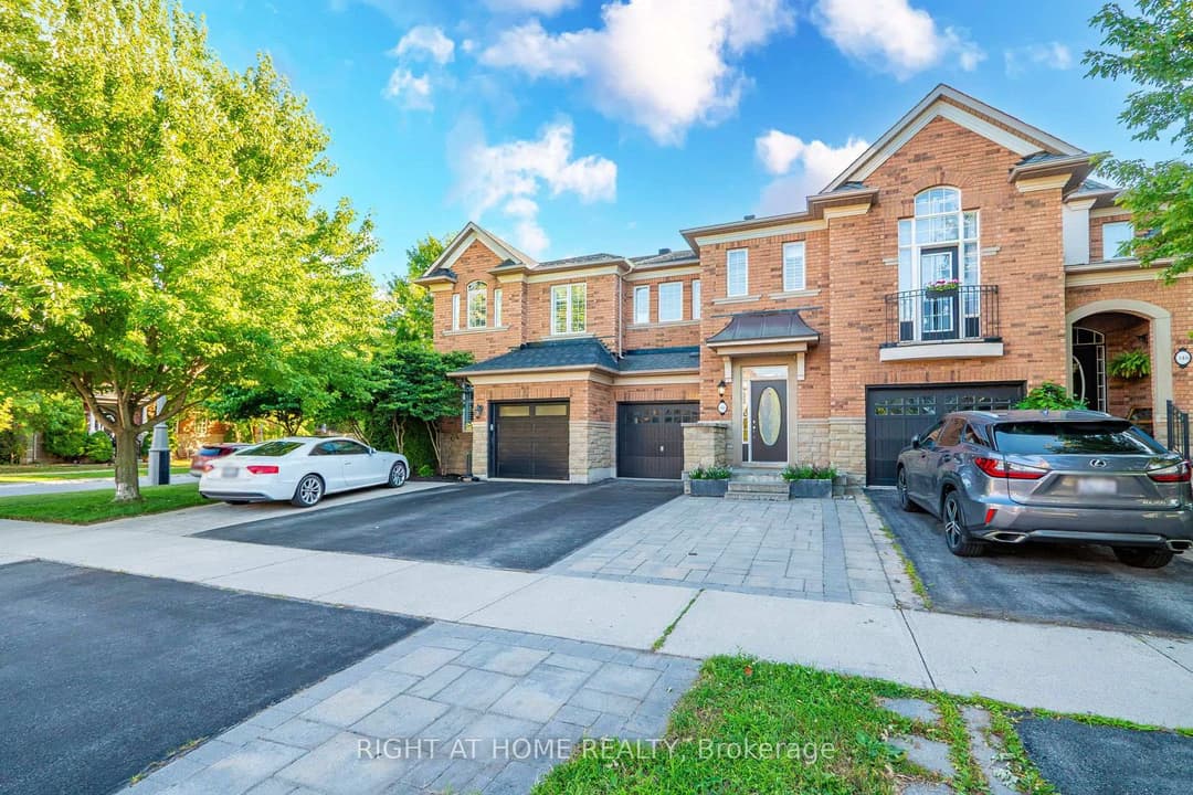 346 Creek Path Avenue, Oakville