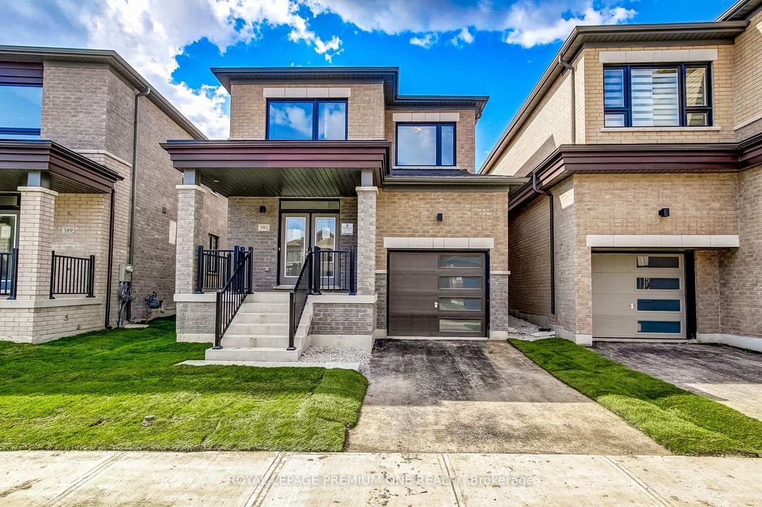 393 Kennedy Circle, Milton