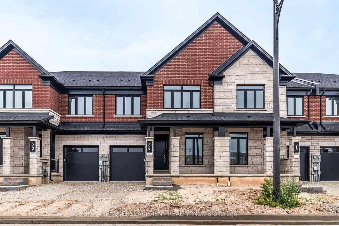 88 Valley Trail Place, Hamilton