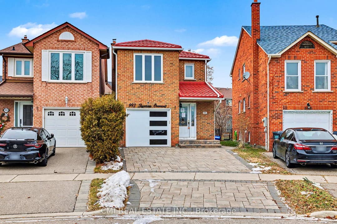 993 Lucerne Crescent, Mississauga