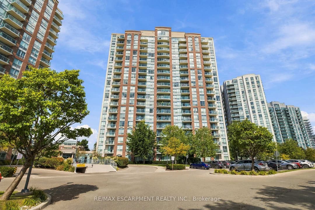 4889 Kimbermount Avenue Unit 405, Mississauga