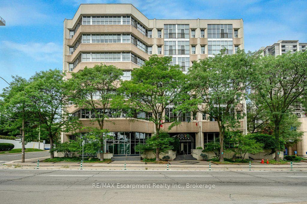 66 Bay Street Unit 107, Hamilton