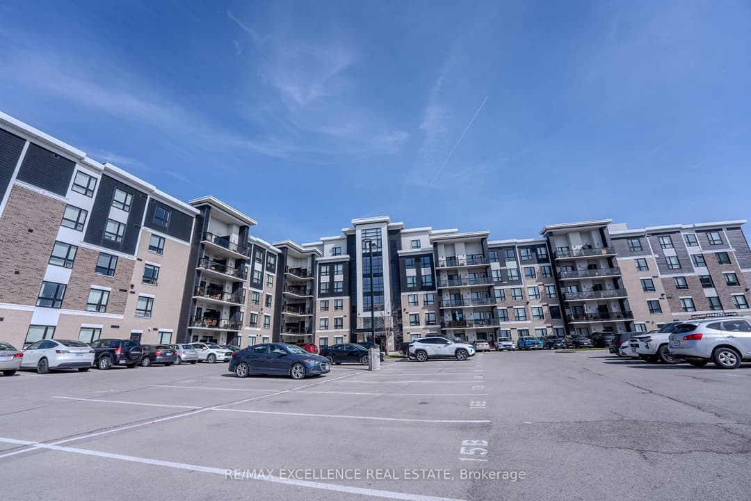640 Sauve Street Unit 420, Milton