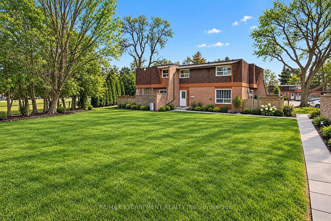 661 Francis Road Unit 4, Burlington