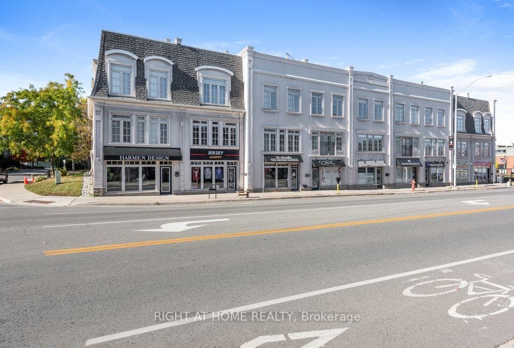 121 Lakeshore Road Unit 5, Oakville