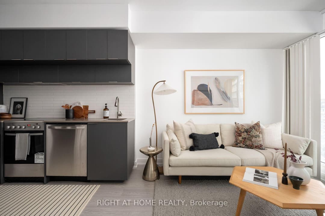 181 Dundas Street Unit 1115, Regent Park / Cabbagetown / St. James Town