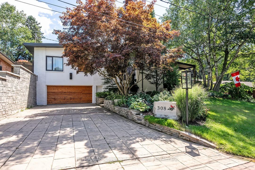 308 Cardinal Avenue, Burlington