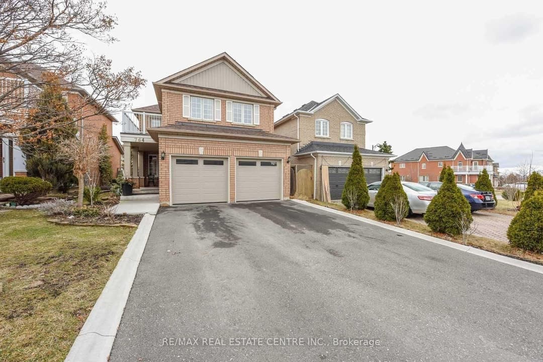 764 Avocado Crescent, Mississauga